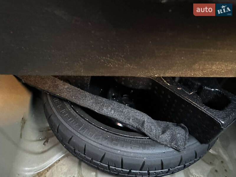 Седан Nissan Sentra 2016 в Вінниці фото 14 Седан Nissan Sentra 2016 в Вінниці