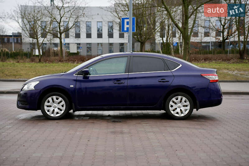 Седан Nissan Sentra 2015 в Киеве
