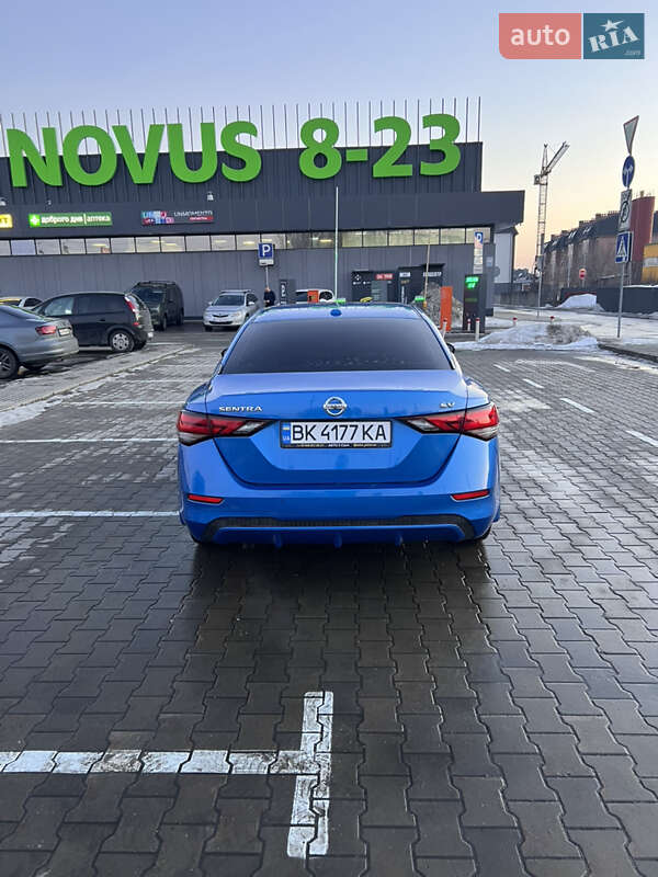 Седан Nissan Sentra 2021 в Киеве