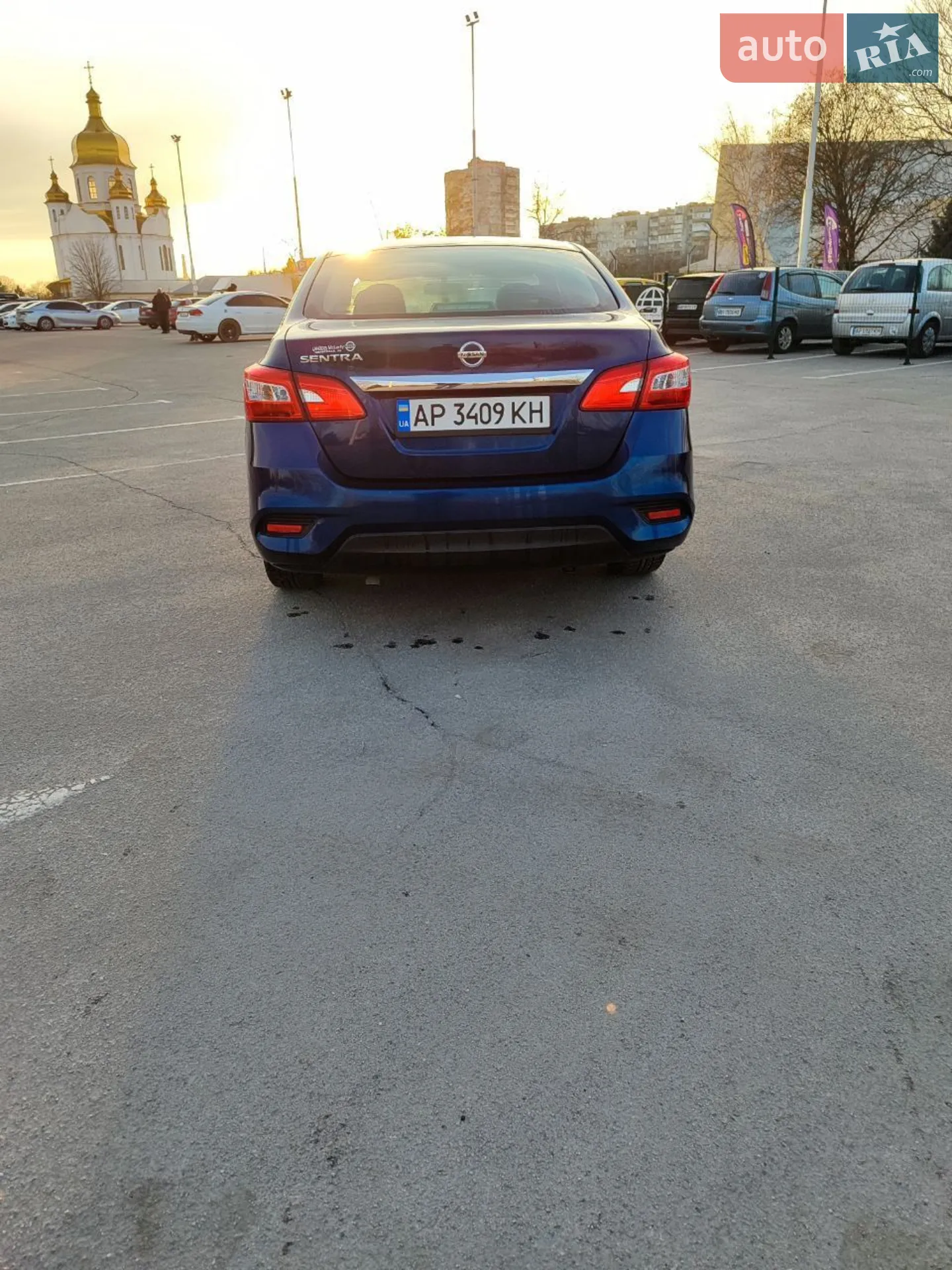 2019 Nissan Sentra - мініатюра 4