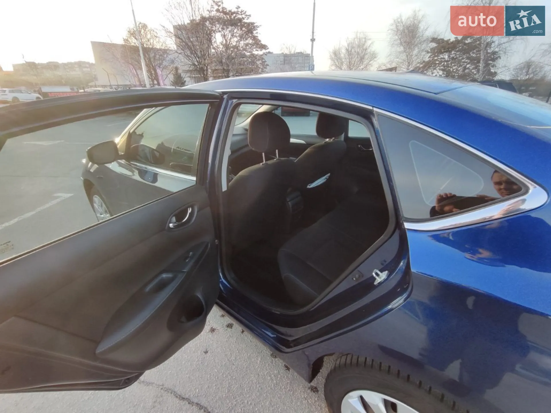 2019 Nissan Sentra - мініатюра 12
