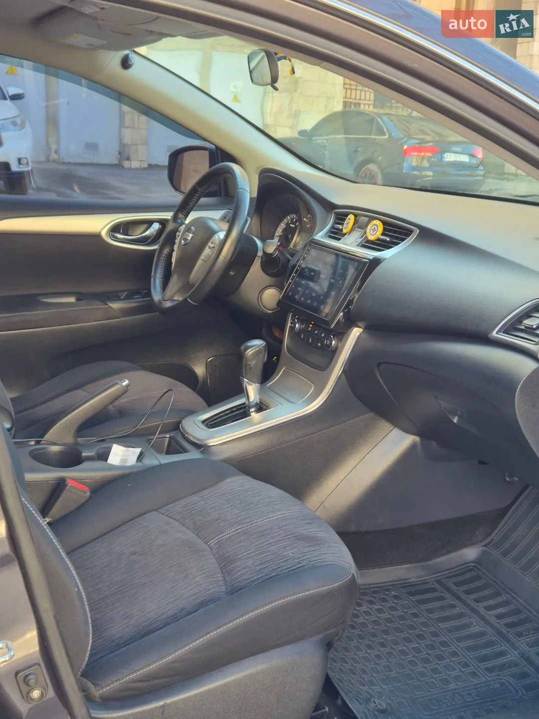 2015 Nissan Sentra - мініатюра 15