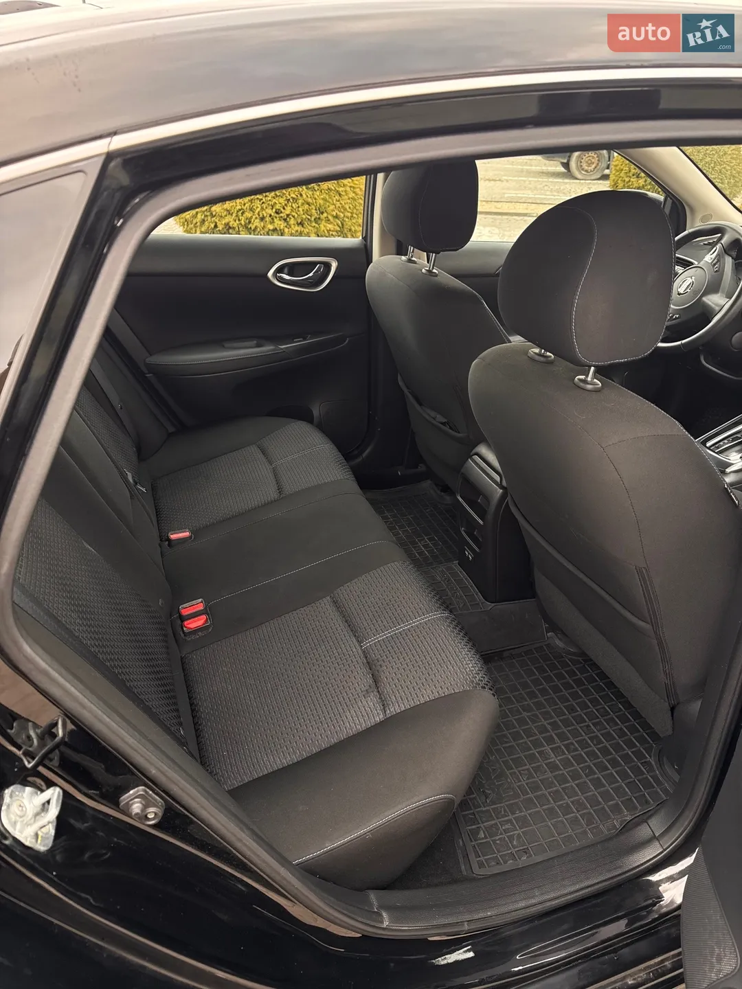 2018 Nissan Sentra - мініатюра 18