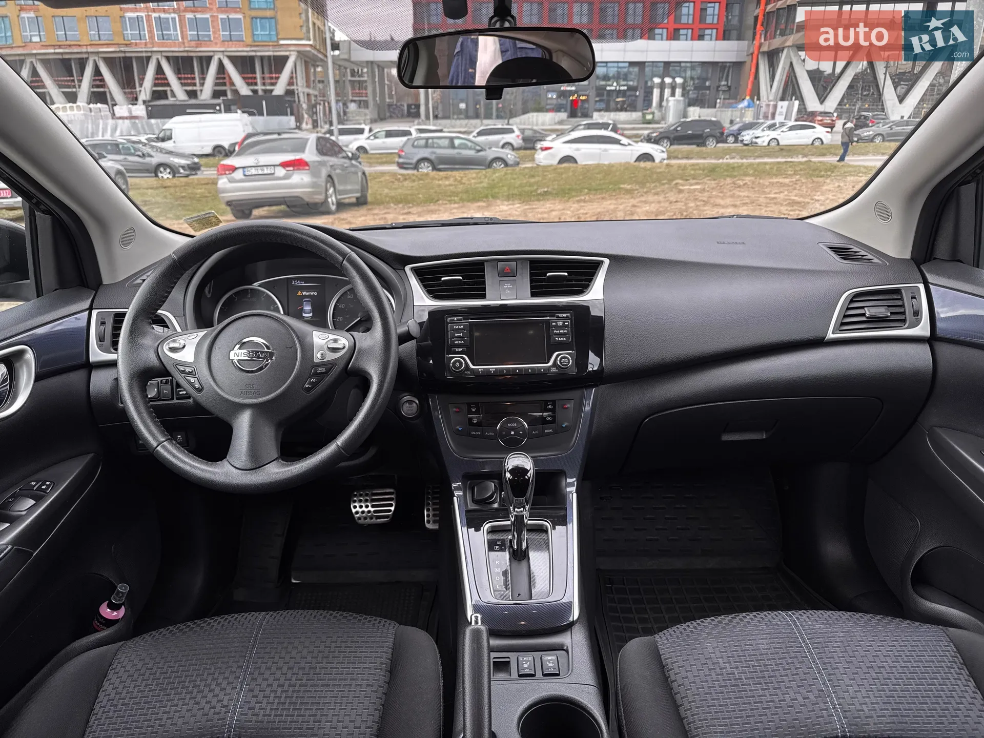2018 Nissan Sentra - мініатюра 13