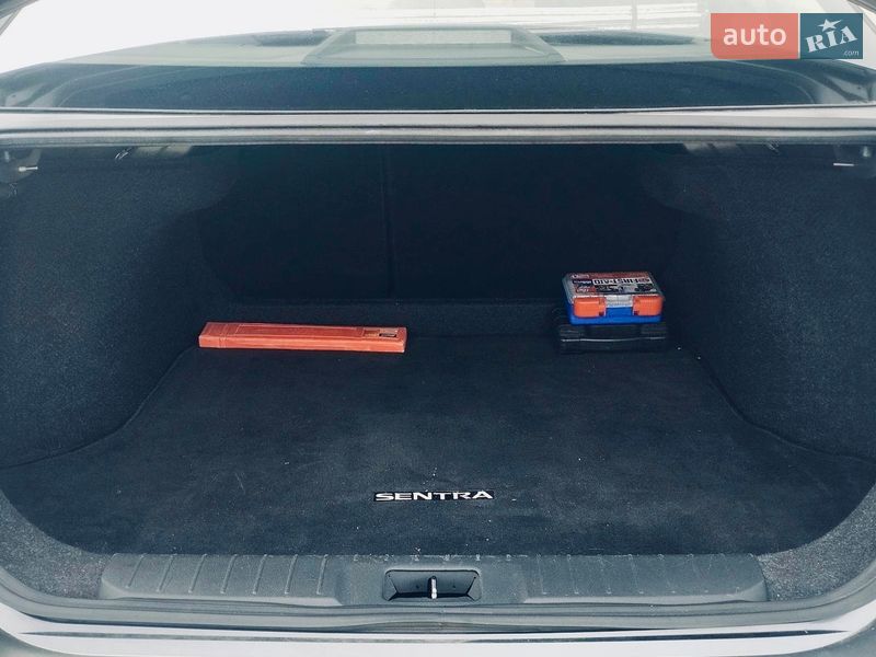 Седан Nissan Sentra 2020 в Киеве фото 13 Седан Nissan Sentra 2020 в Киеве