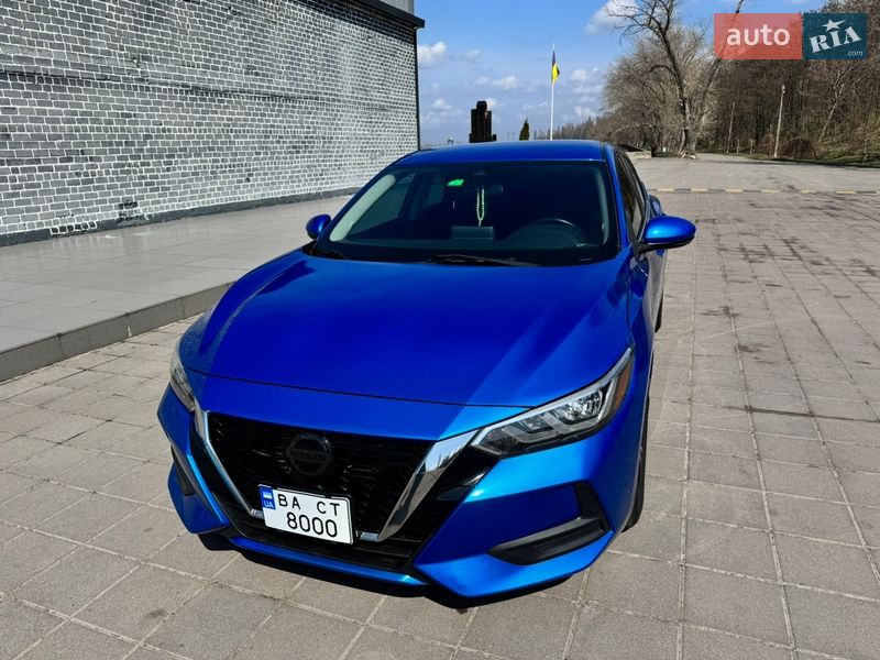 Седан Nissan Sentra 2020 в Кременчуге