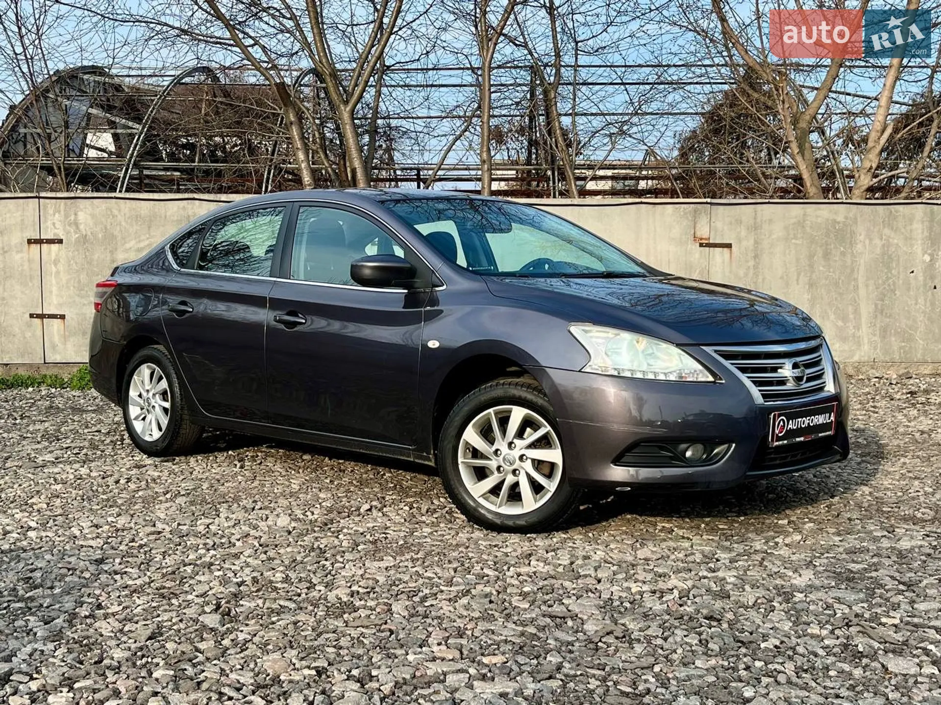 2015 Nissan Sentra - фото 1