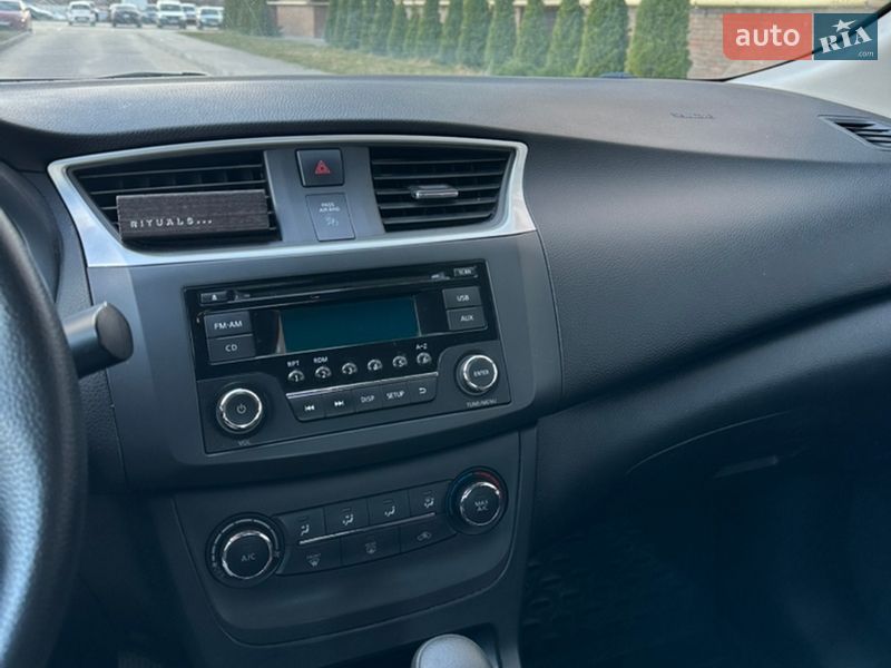 Седан Nissan Sentra 2016 в Житомире фото 17 Седан Nissan Sentra 2016 в Житомире