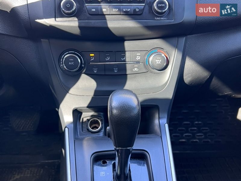 Седан Nissan Sentra 2016 в Киеве фото 28 Седан Nissan Sentra 2016 в Киеве