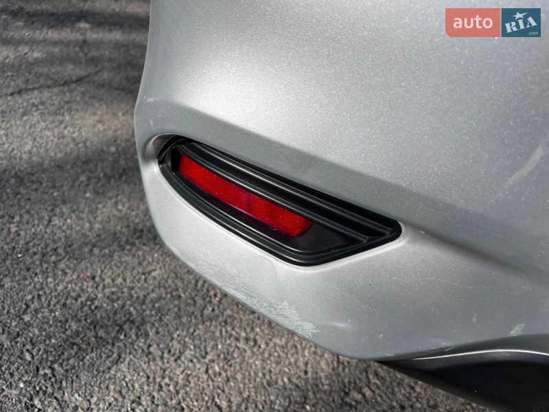 Седан Nissan Sentra 2016 в Киеве фото 43 Седан Nissan Sentra 2016 в Киеве