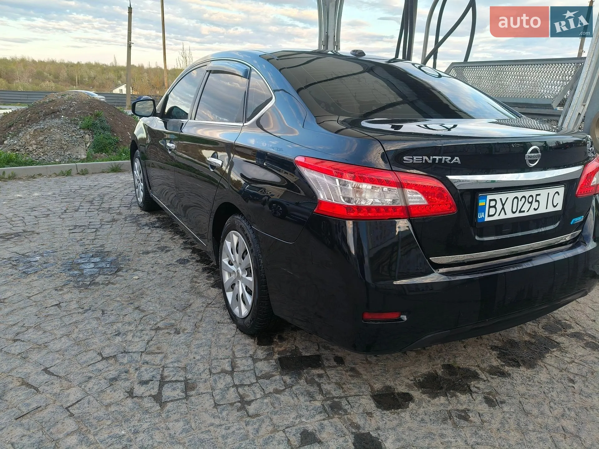 2013 Nissan Sentra - мініатюра 11