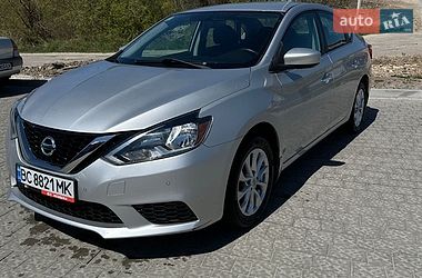Седан Nissan Sentra 2017 в Львове