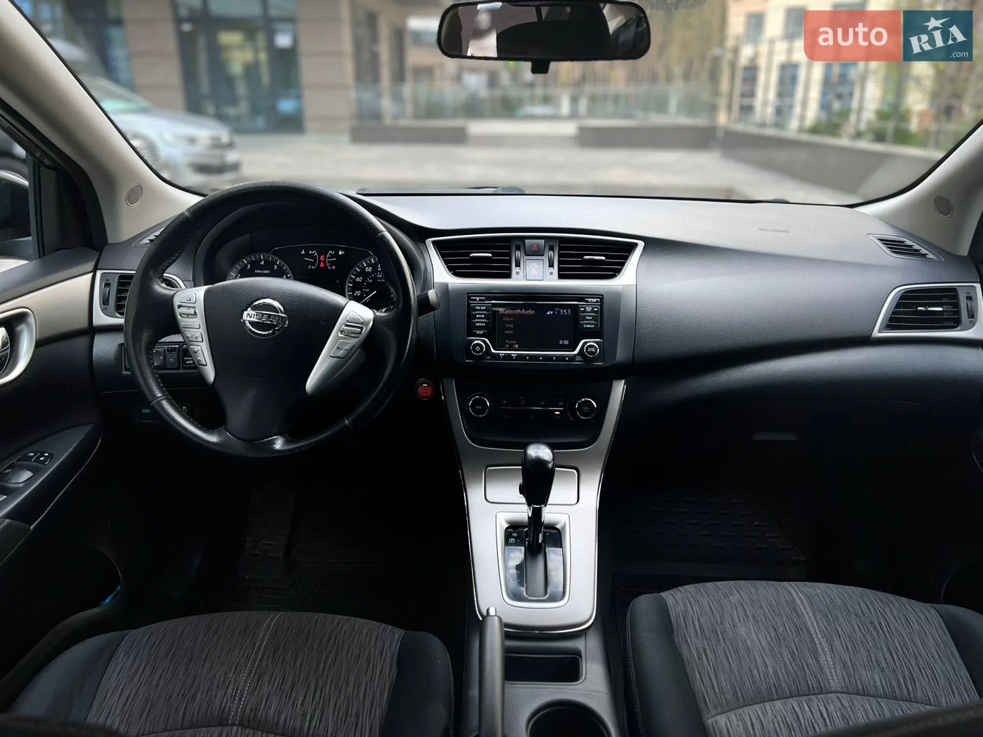 2015 Nissan Sentra - мініатюра 11