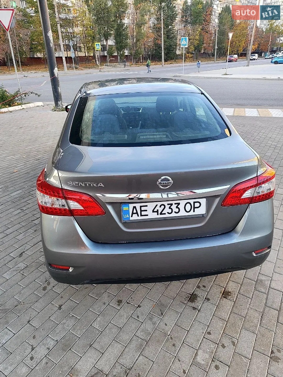 2015 Nissan Sentra - мініатюра 2