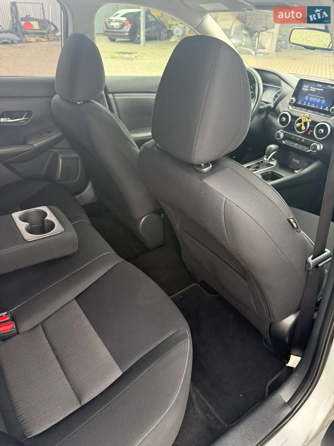 2022 Nissan Sentra - мініатюра 15