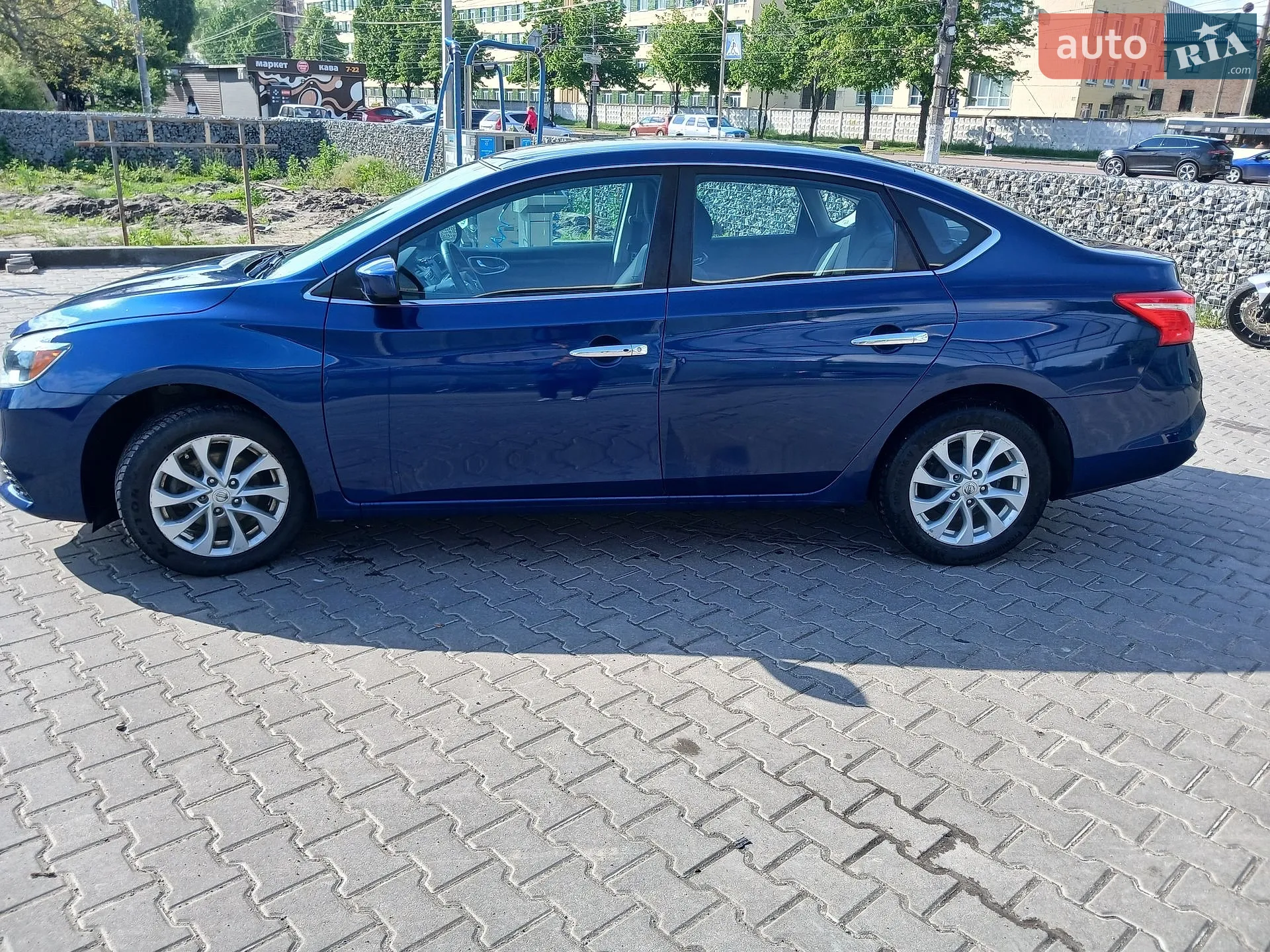 2017 Nissan Sentra - мініатюра 4