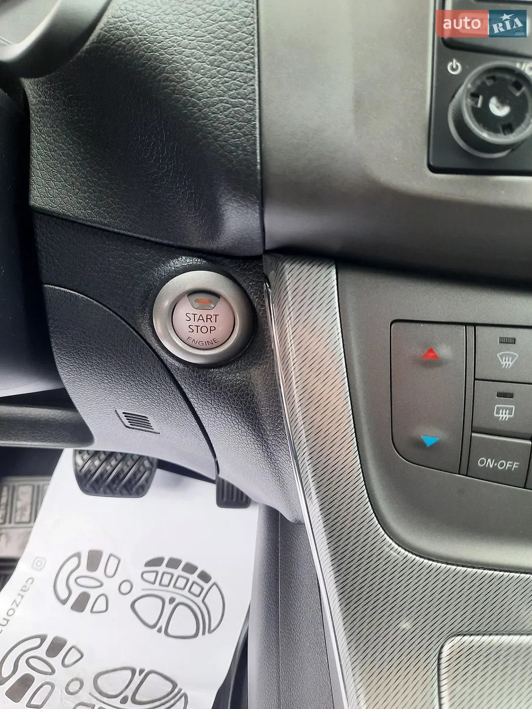 2015 Nissan Sentra - мініатюра 32