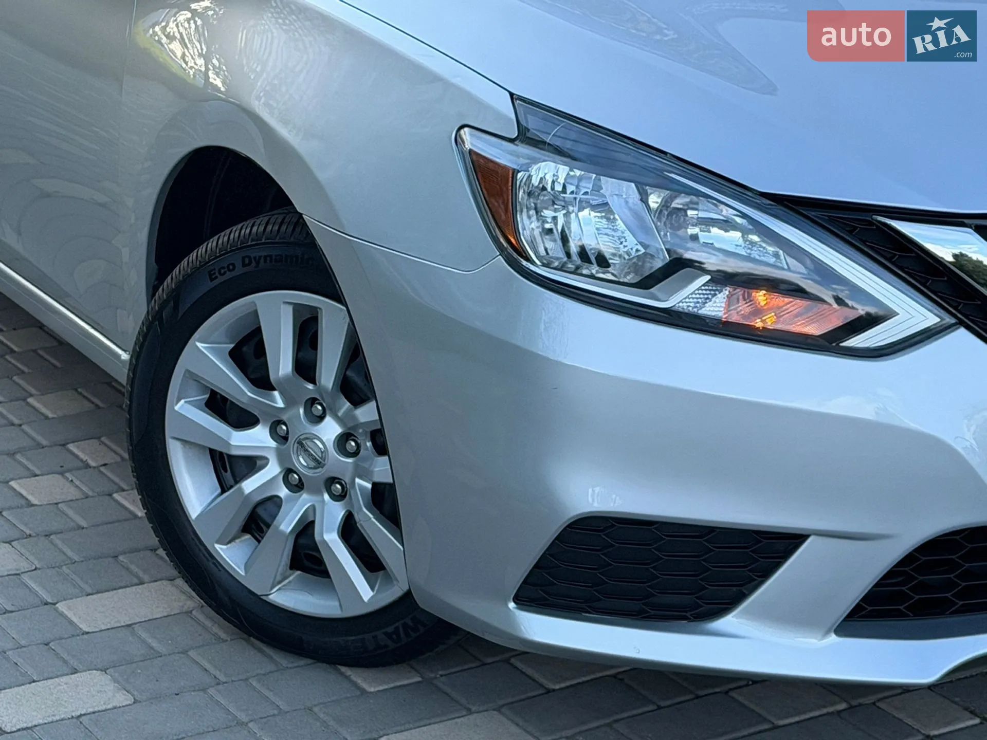 2017 Nissan Sentra - мініатюра 26