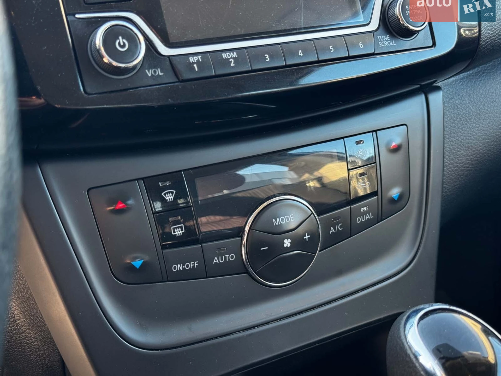 2018 Nissan Sentra - мініатюра 30