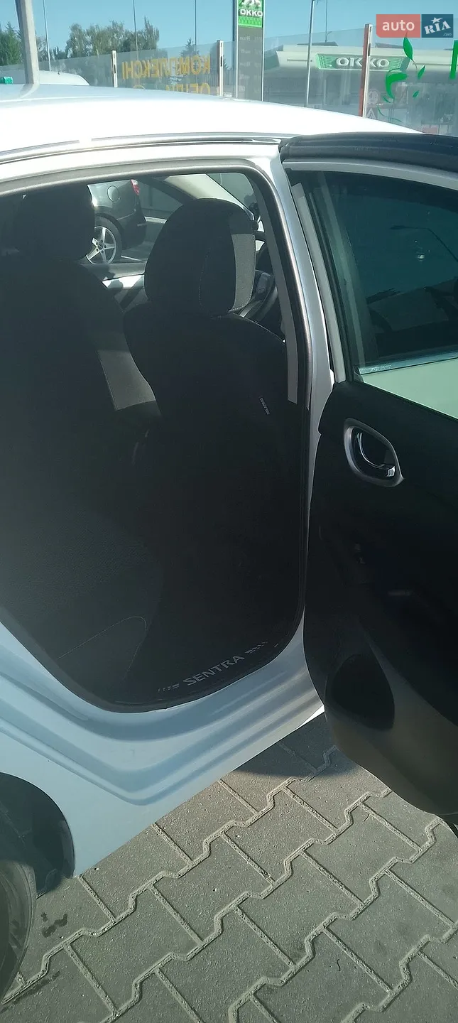 2015 Nissan Sentra - мініатюра 5