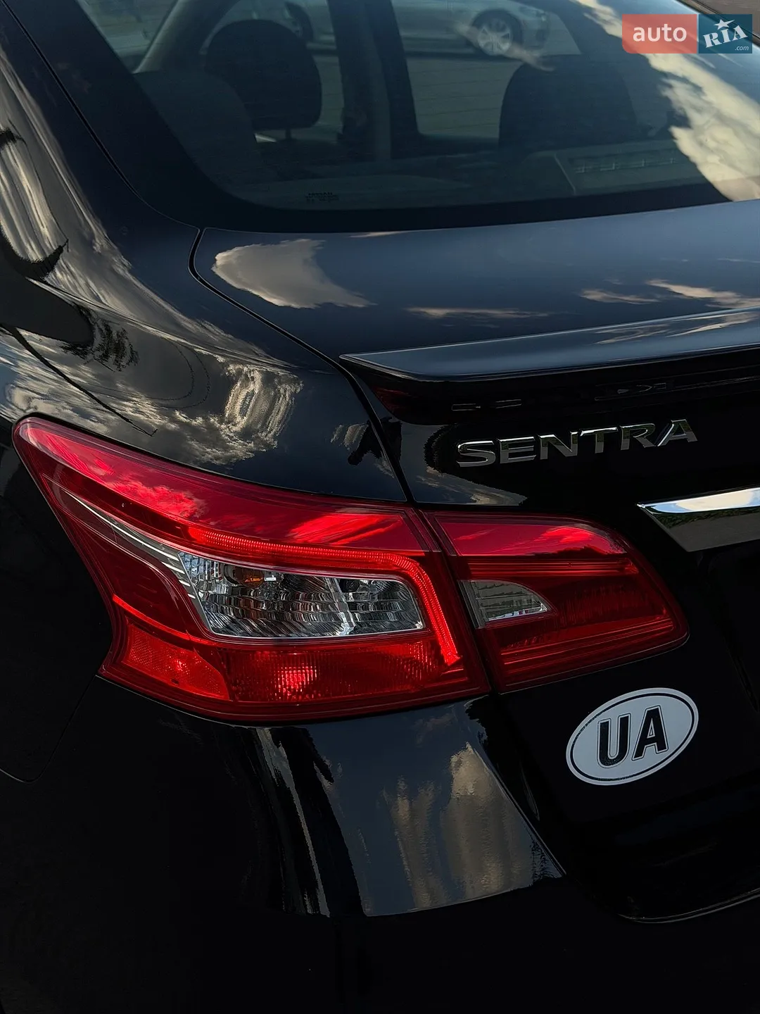 2017 Nissan Sentra - мініатюра 16