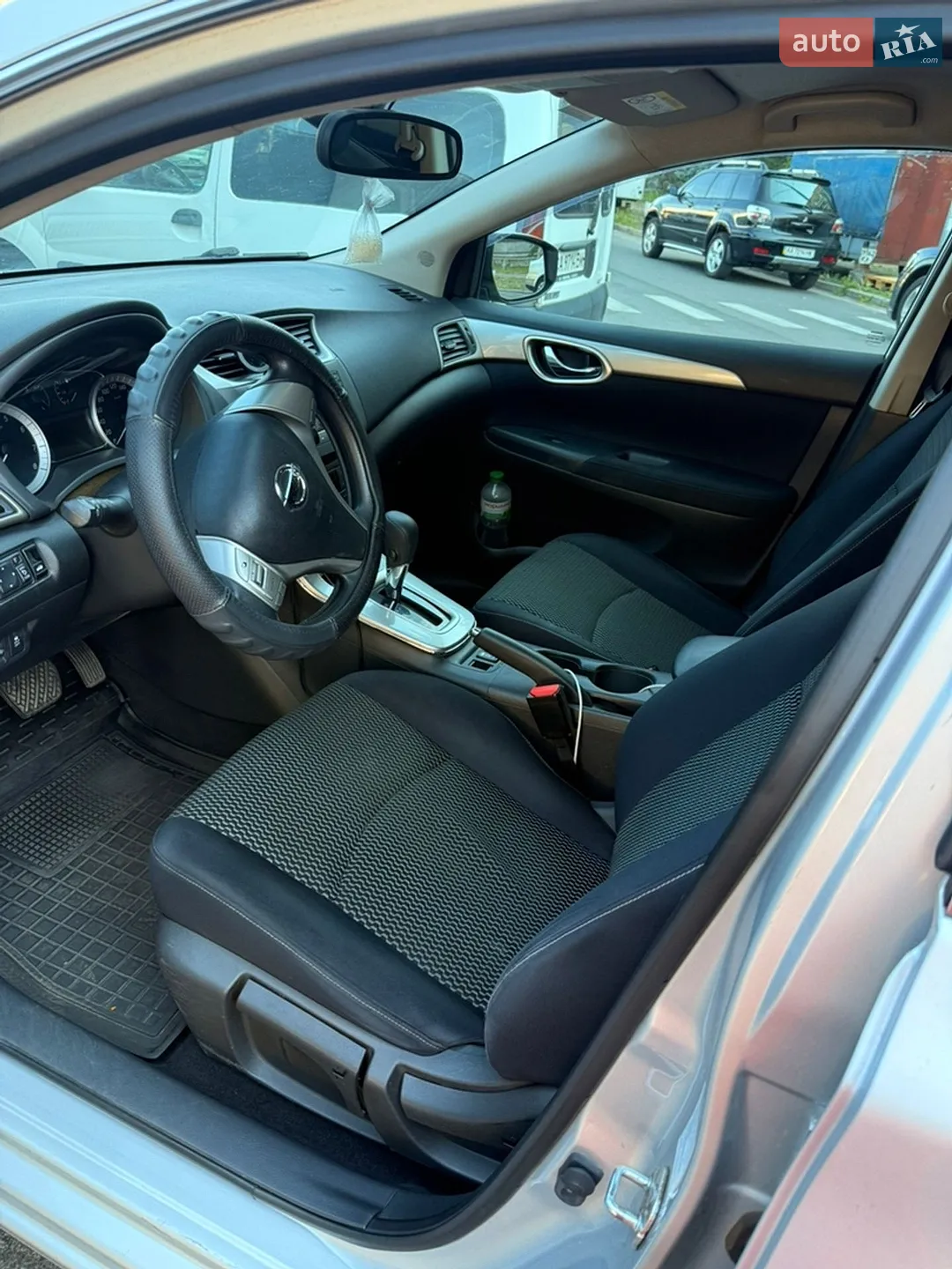 2015 Nissan Sentra - мініатюра 11