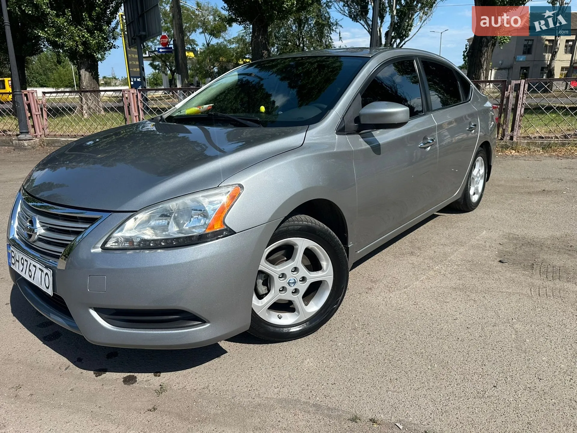 2013 Nissan Sentra - мініатюра 2