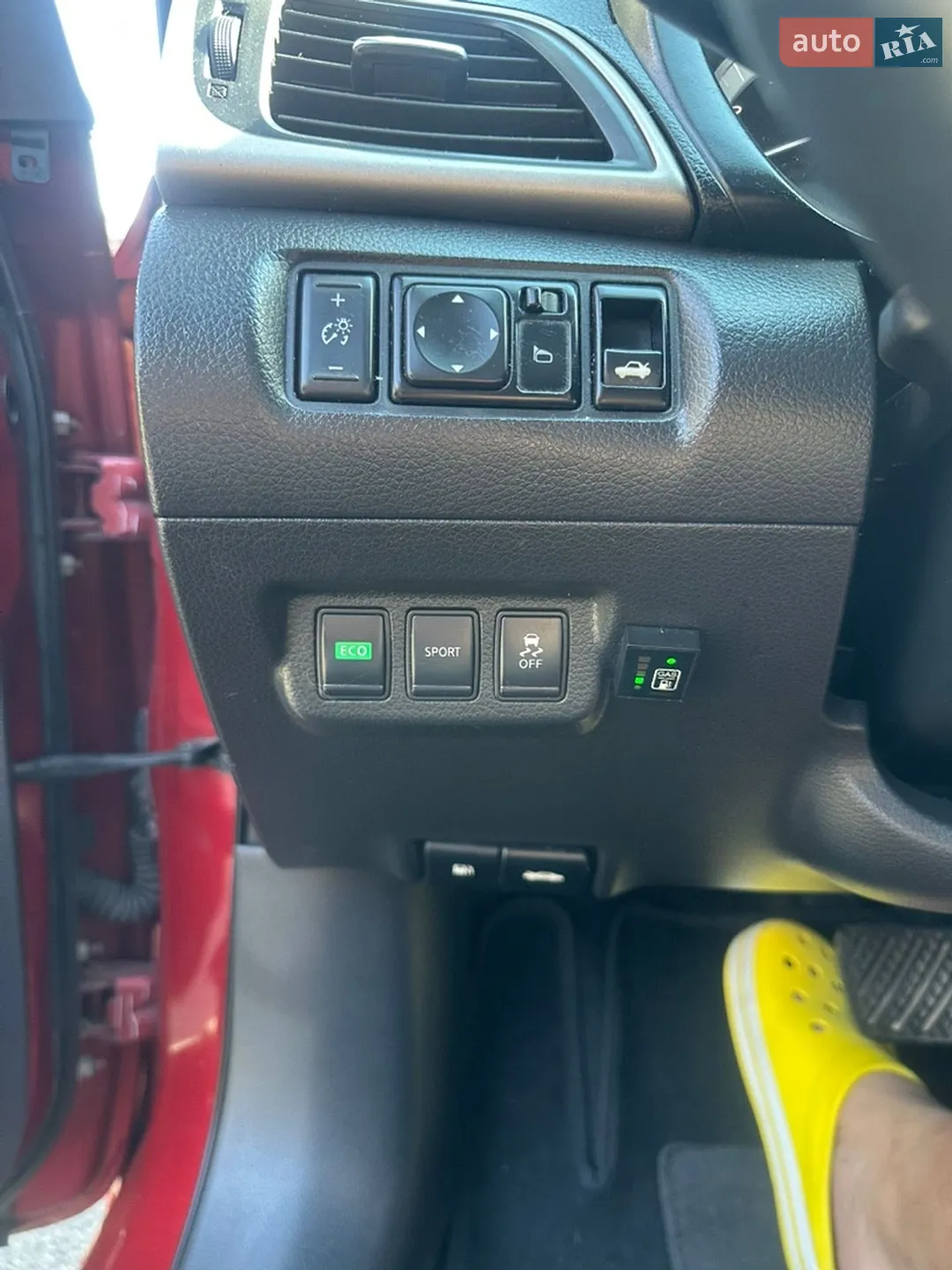 2014 Nissan Sentra - мініатюра 20