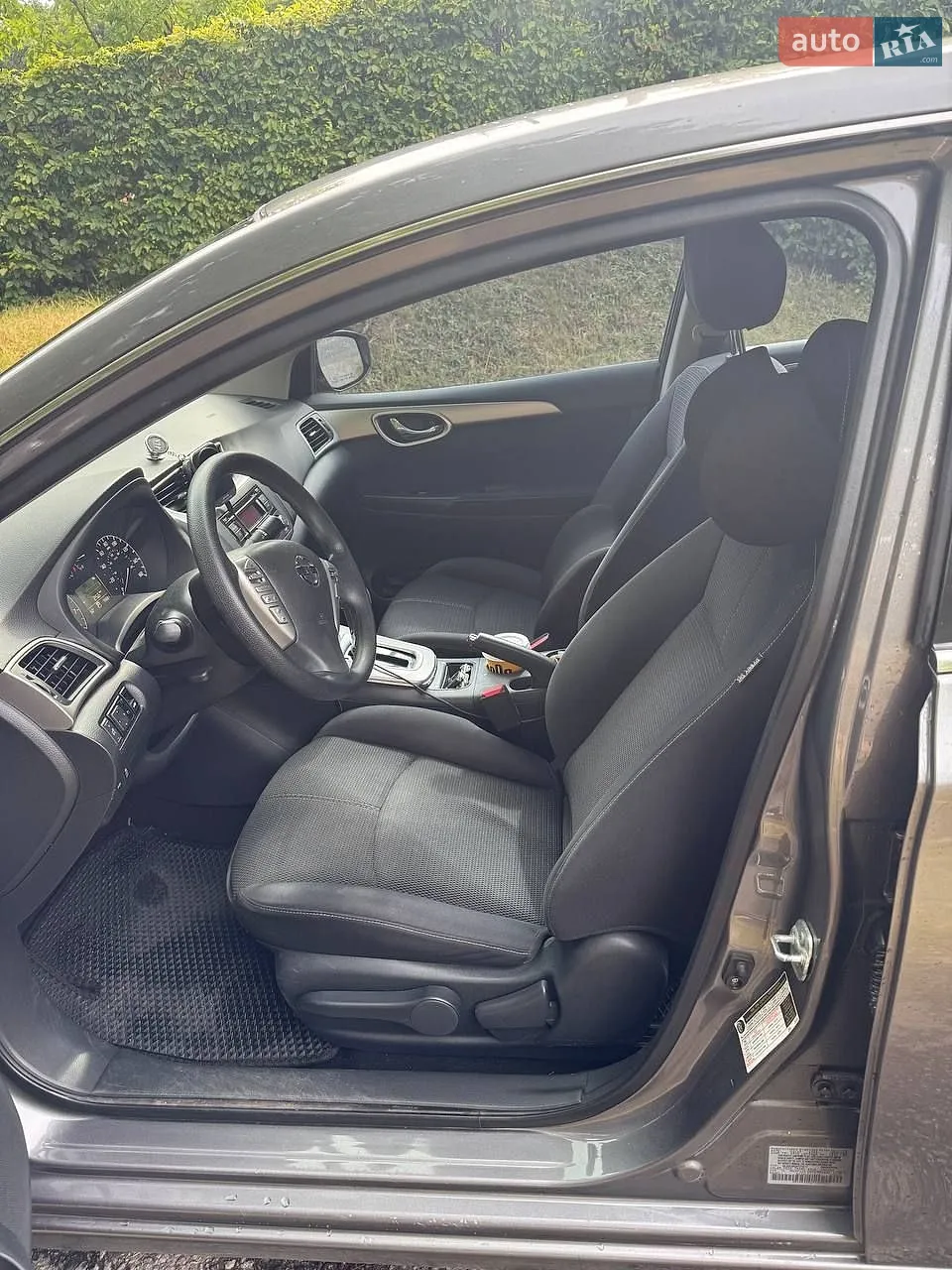 2015 Nissan Sentra - мініатюра 9