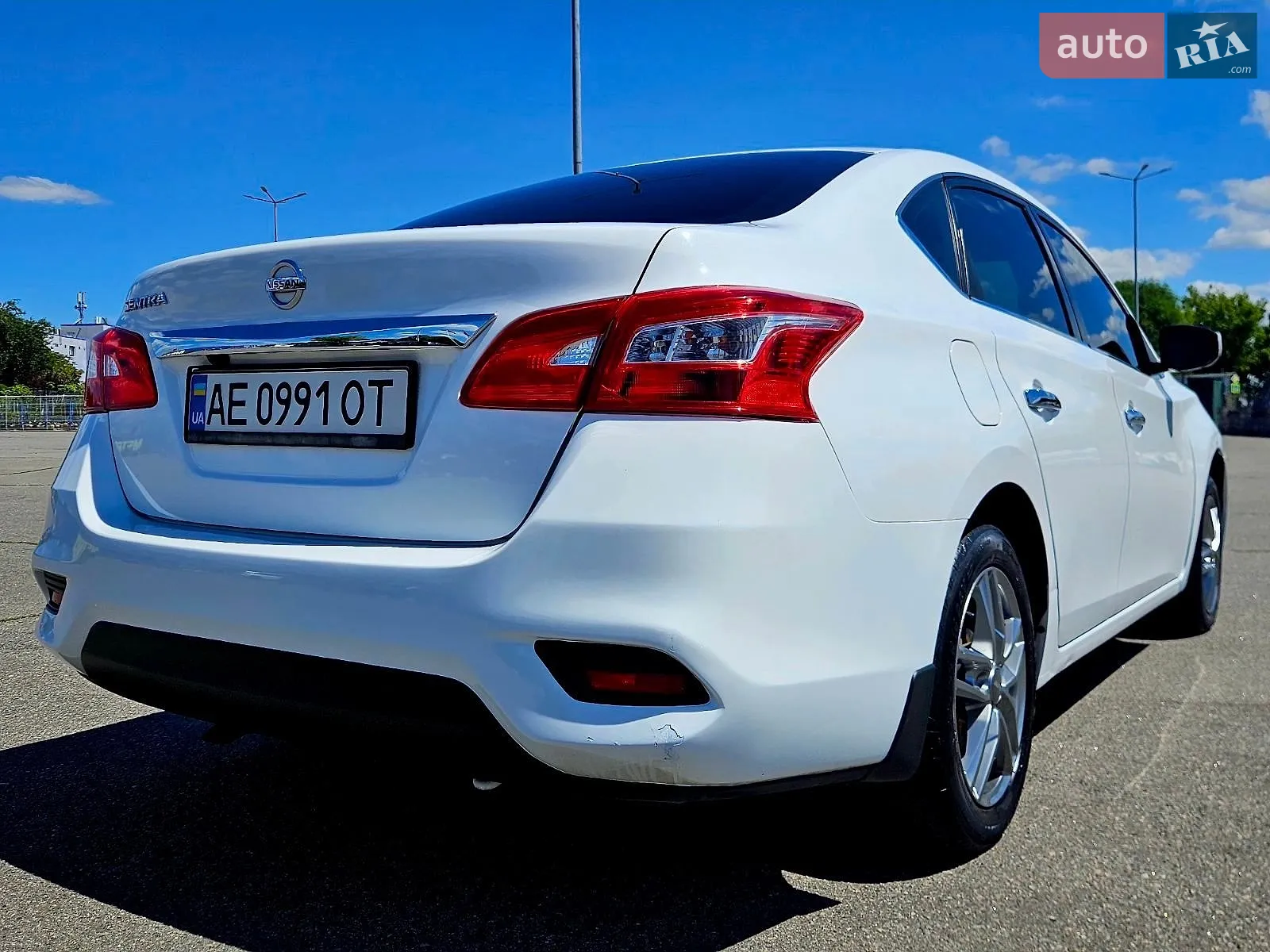2017 Nissan Sentra - мініатюра 12