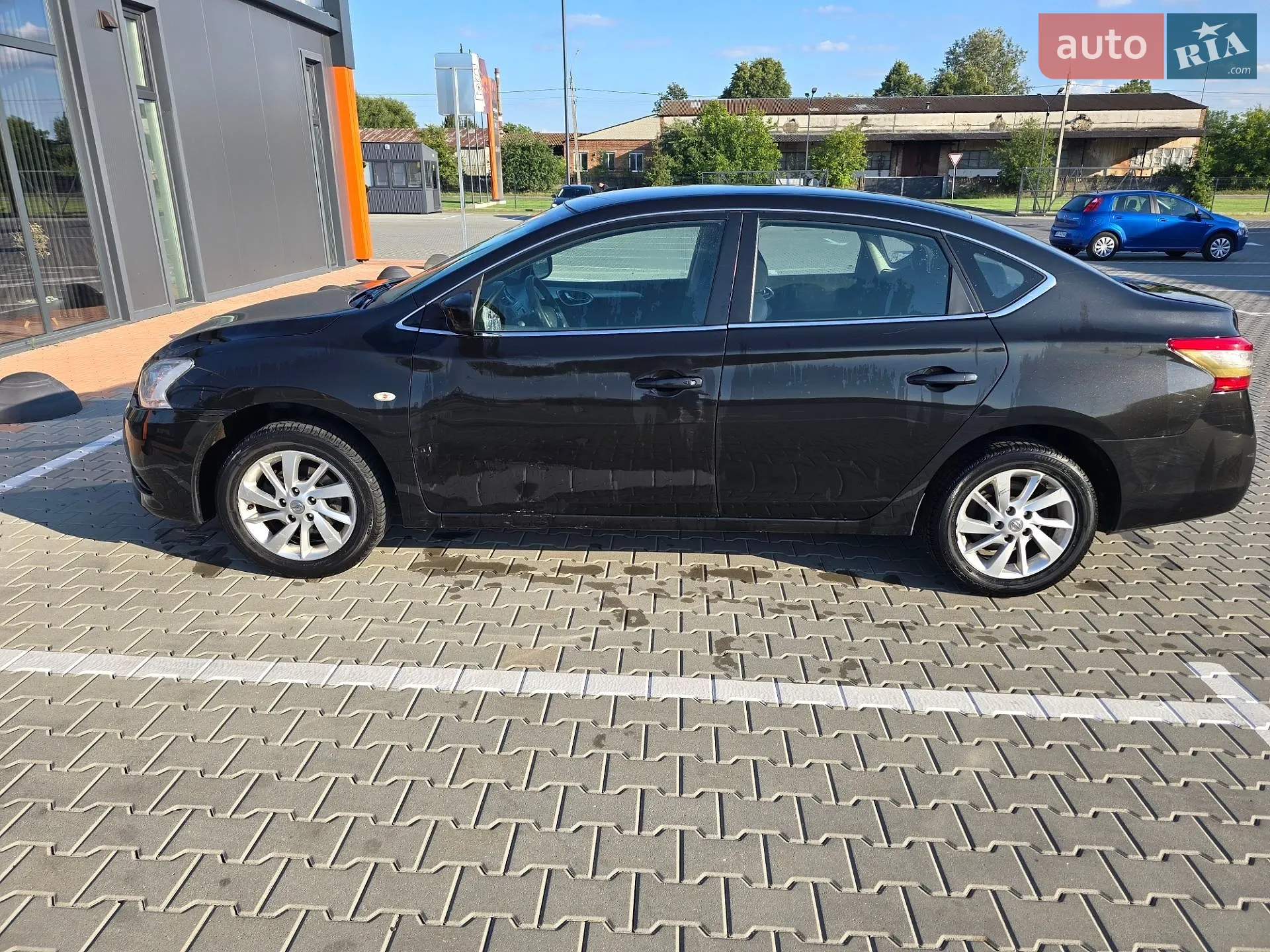 2016 Nissan Sentra - мініатюра 4