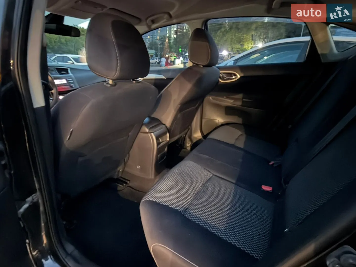 2015 Nissan Sentra - мініатюра 7