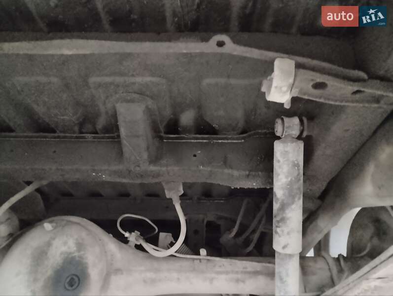 Мінівен Nissan Serena 1999 в Кам'янець-Подільському фото 12 Мінівен Nissan Serena 1999 в Кам'янець-Подільському