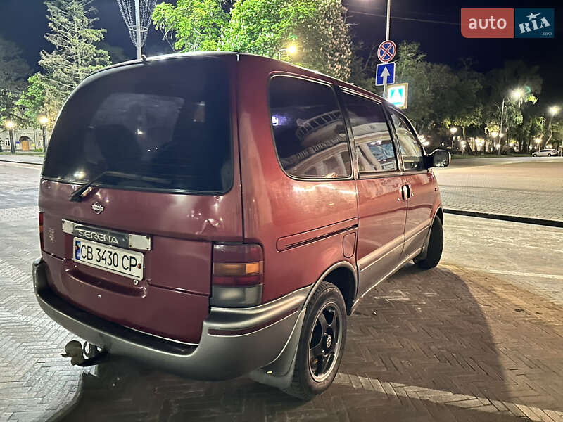 Мінівен Nissan Serena 1994 в Чернігові
