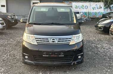 Минивэн Nissan Serena 2011 в Киеве