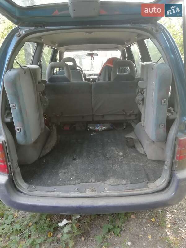 Минивэн Nissan Serena 1999 в Снятине