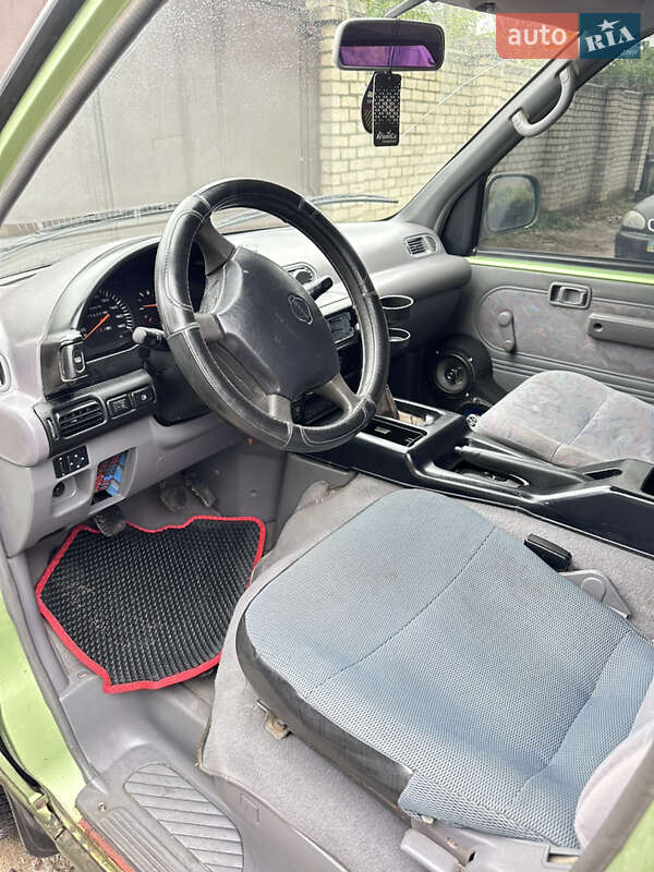 Мінівен Nissan Serena 1999 в Одесі