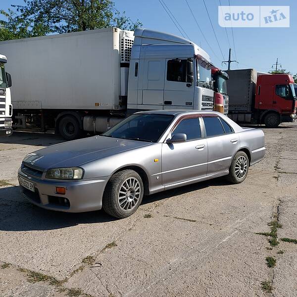 Nissan skyline 1998 владивосток