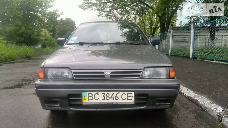 Хэтчбек Nissan Sunny 1989 в Червонограде