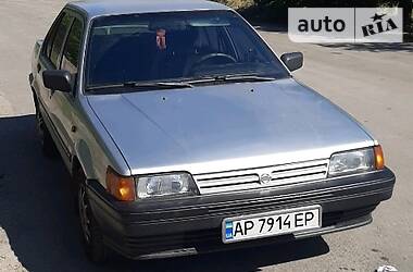 Седан Nissan Sunny 1988 в Запорожье