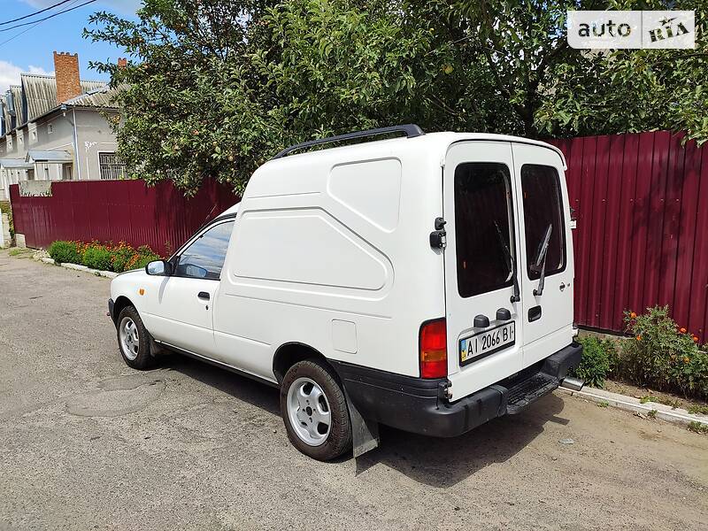 Nissan Sunny
