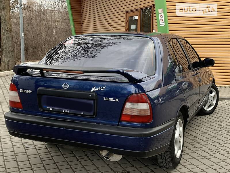 Nissan Sunny A U T O M A T