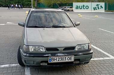 Седан Nissan Sunny 1993 в Одессе