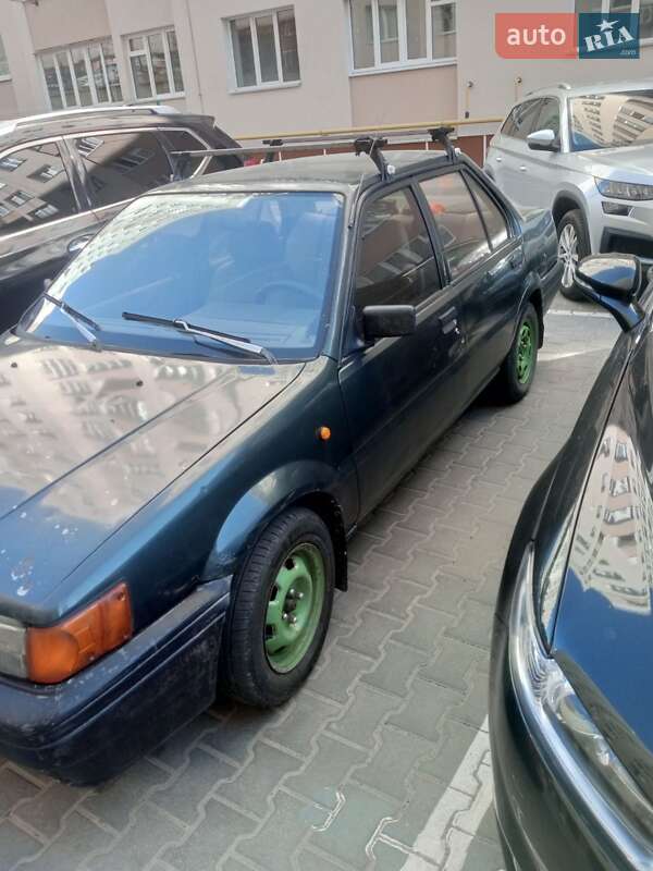 Седан Nissan Sunny 1991 в Хмельницькому
