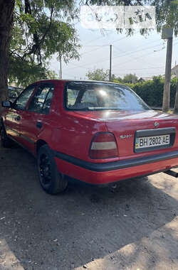 Седан Nissan Sunny 1991 в Одессе