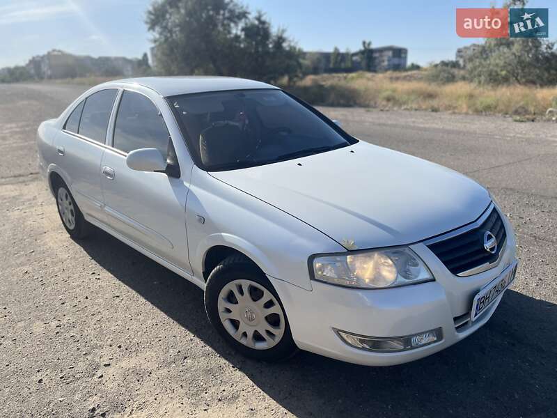 Nissan Sunny 2008