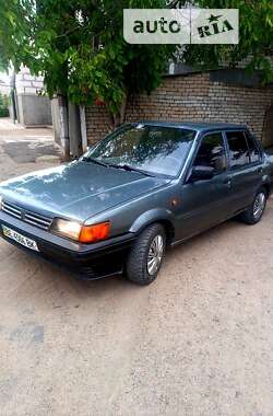 Седан Nissan Sunny 1987 в Вознесенську