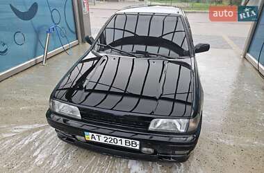 Седан Nissan Sunny 1992 в Ивано-Франковске