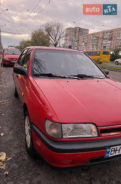 Седан Nissan Sunny 1993 в Одессе