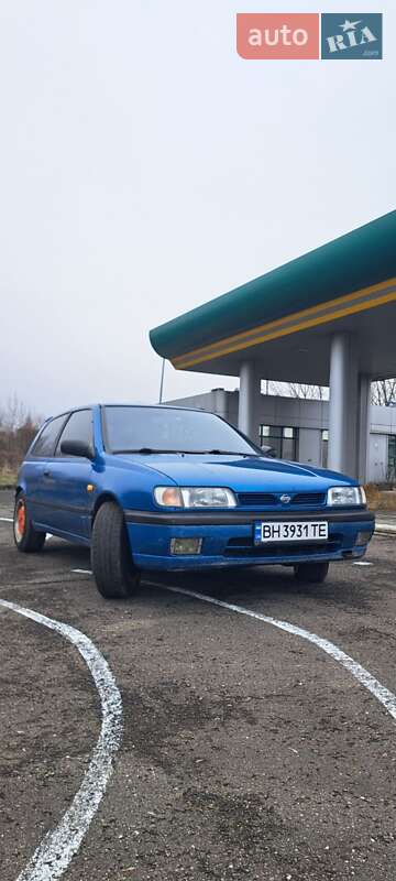 Nissan Sunny 1994